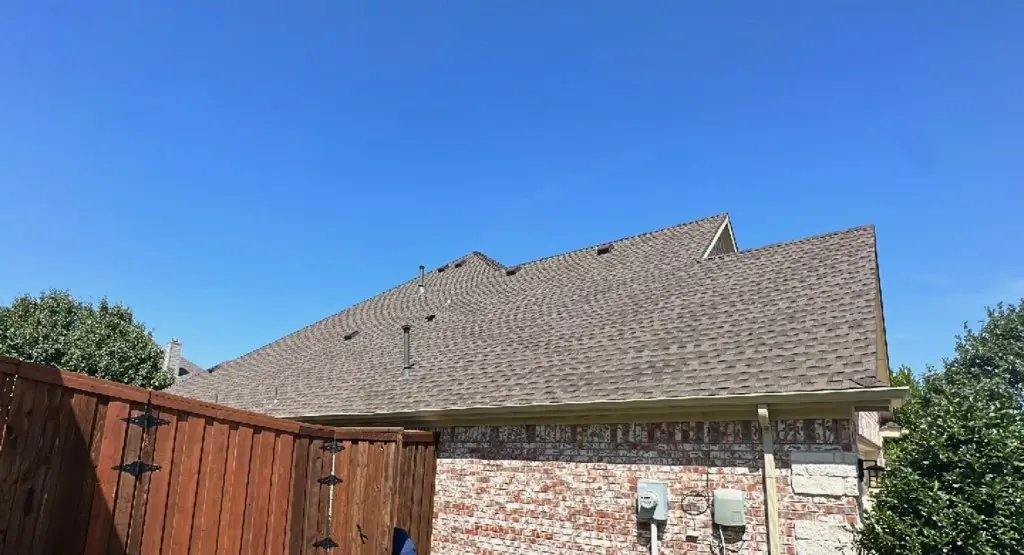 Completed roof replacement project in Little Canada
